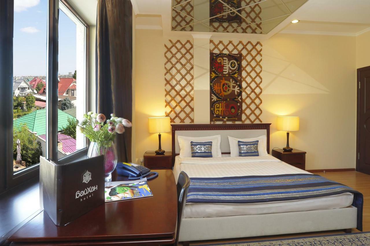 Tian-Shan Hotel Biszkek Zewnętrze zdjęcie